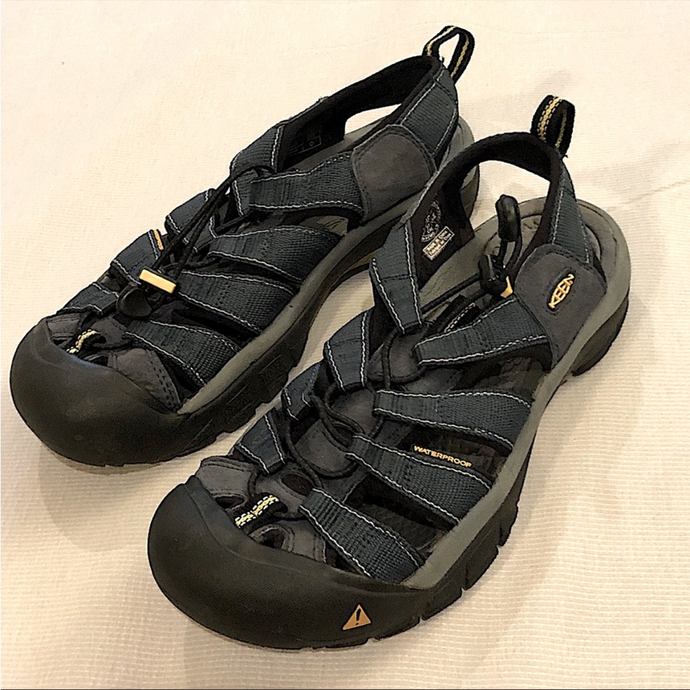 Men’s Keen Sandals NEWPORT Waterproof Size 9 Navy outdoor hiking